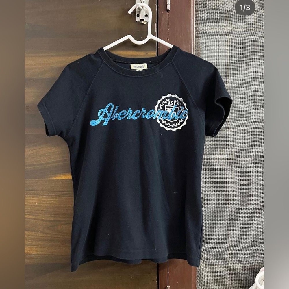Abercrombie tops - Picture 1 of 2